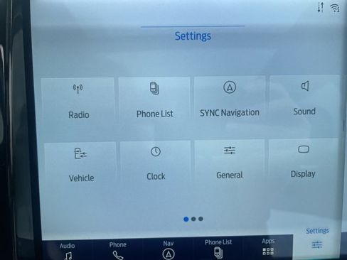 Used 2022 Ford F450 Platinum w/ FX4 Off-Road Package image 4