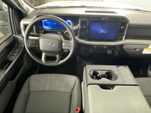 New 2025 Ford F350 XLT w/ Black Appearance Package image 12