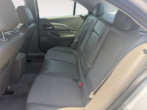 Used 2015 Chevrolet Malibu LT FWD image 13