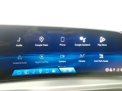 Used 2024 Cadillac Lyriq Sport image 50