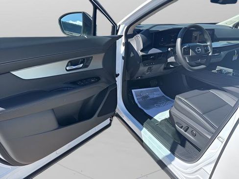 New 2025 Nissan Murano SL image 6