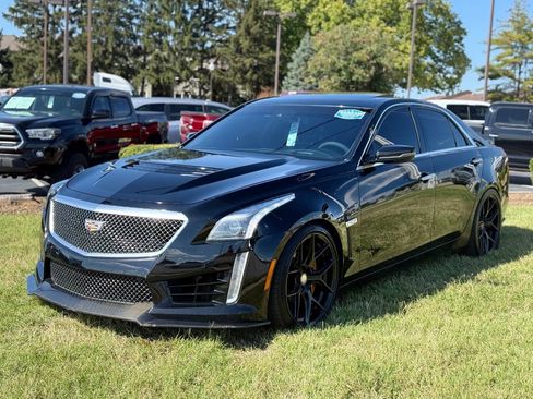 Used 2017 Cadillac CTS V w/ Luxury Package image 71