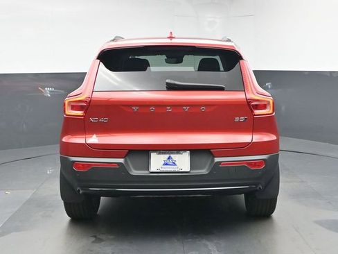 Used 2023 Volvo XC40 B5 Plus w/ Protection Package Premier image 7