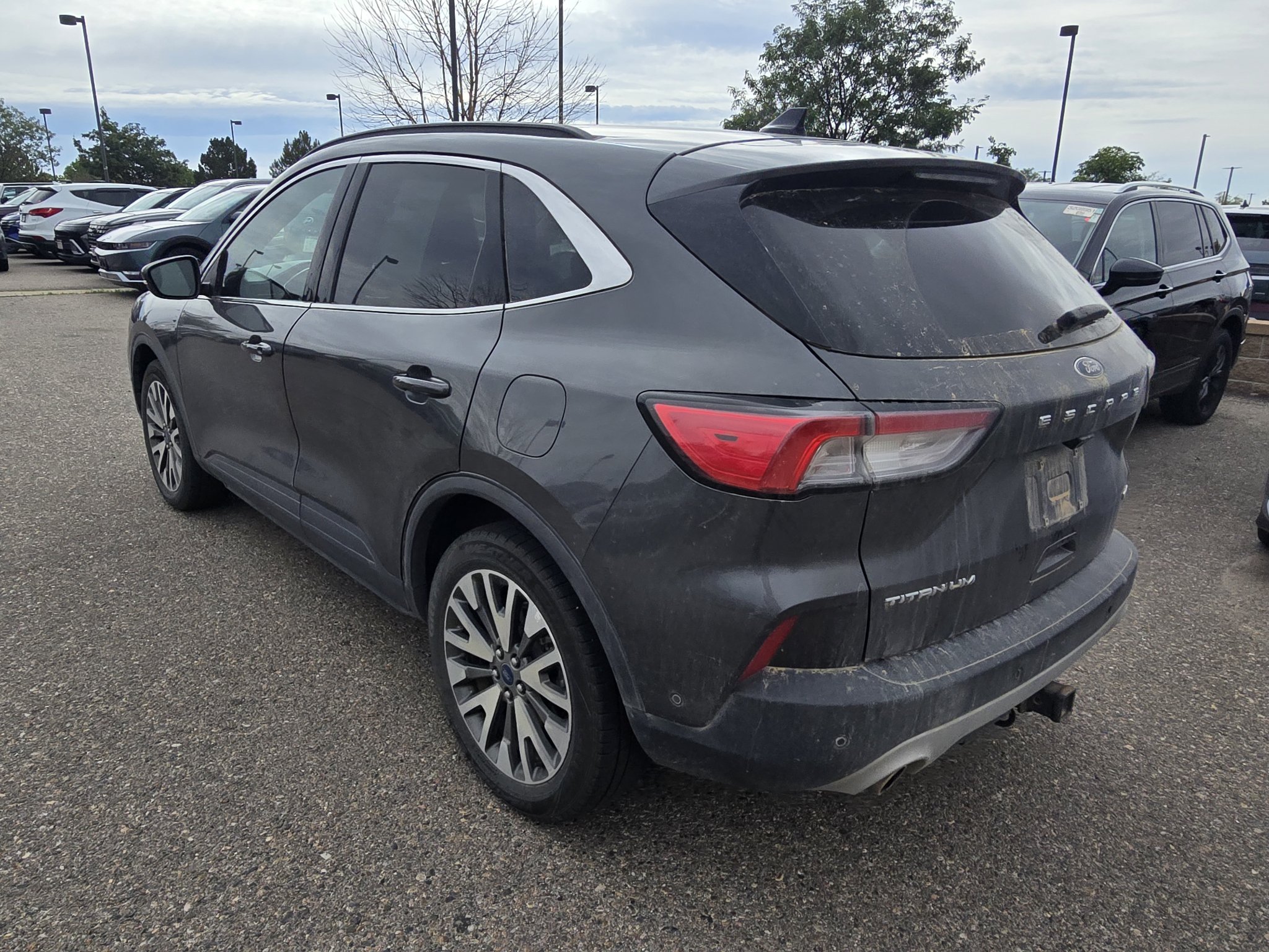 Used 2020 Ford Escape Titanium AWD/4WD image 3