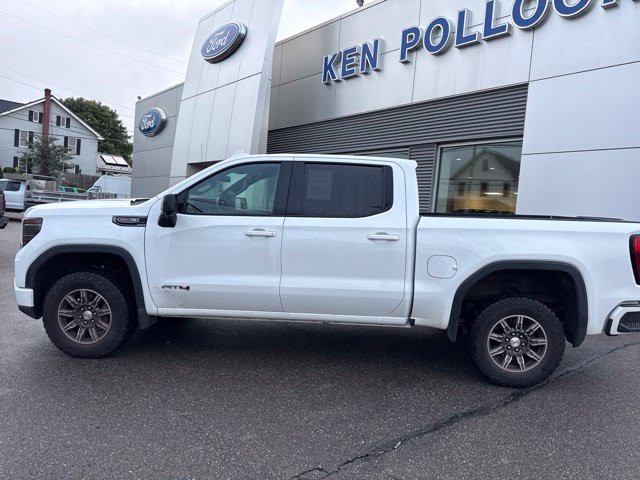 Used 2024 GMC Sierra 1500 AT4 w/ AT4 Preferred Package AWD/4WD image 9