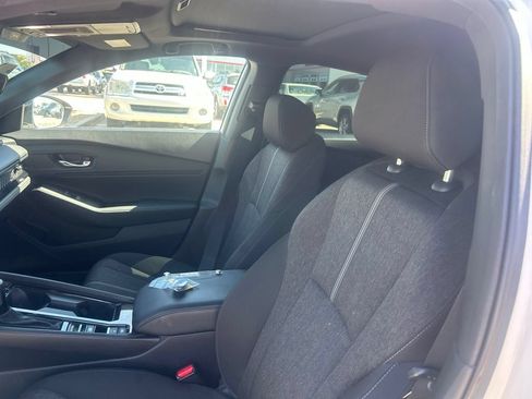 Used 2024 Honda Accord Sport image 6