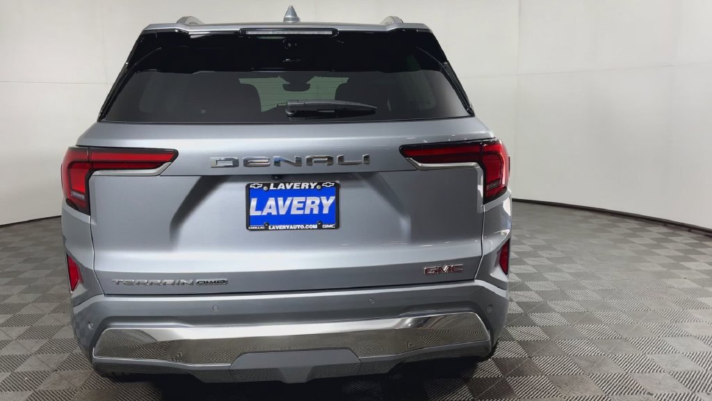 New 2027 GMC Terrain Denali w/ LPO, Floor Liner Package AWD/4WD image 10