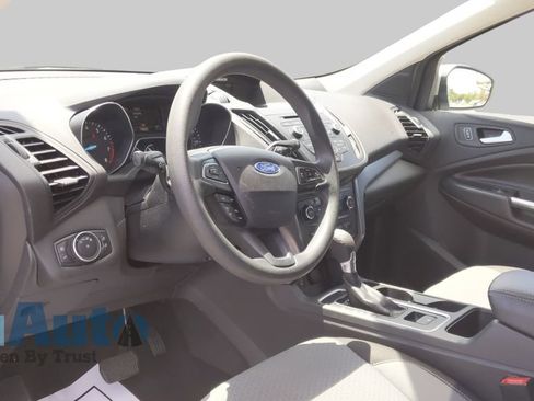 Used 2017 Ford Escape SE FWD image 23