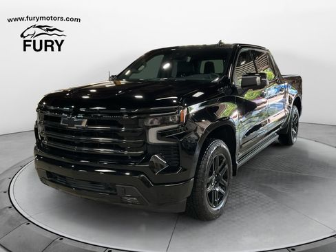 Used 2025 Chevrolet Silverado 1500 High Country w/ Midnight Edition AWD/4WD image 7
