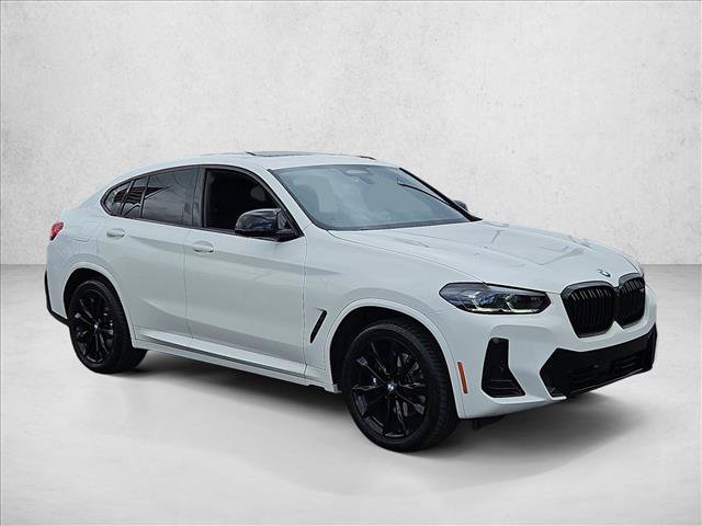 Used 2025 BMW X4 M40i AWD/4WD image 3