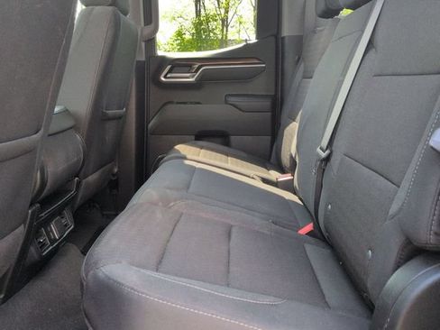 Used 2025 Chevrolet Silverado 1500 LT AWD/4WD image 24
