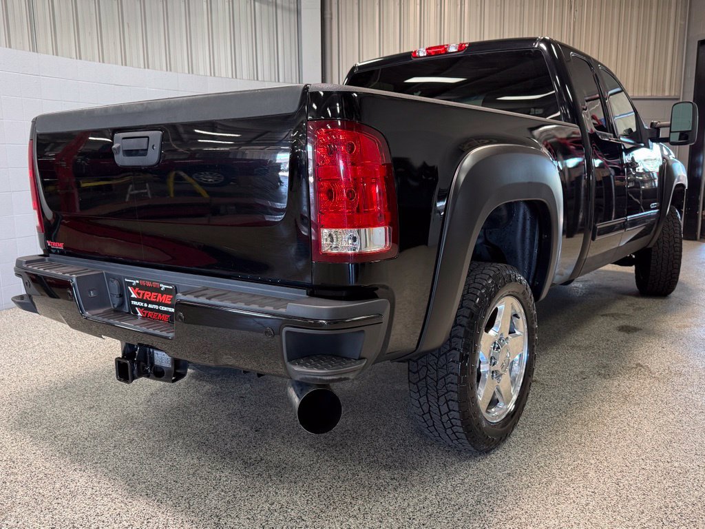 Used 2011 GMC Sierra 2500 SLT w/ SLT Convenience Package AWD/4WD image 6