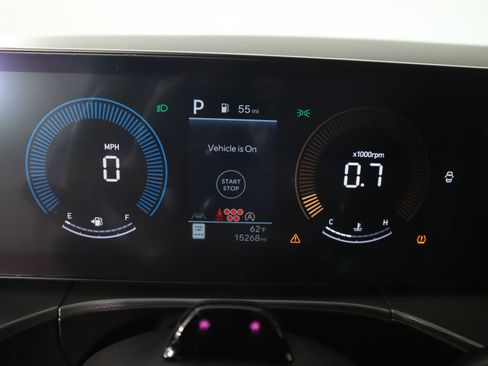 Used 2026 Hyundai Santa Fe SEL image 4