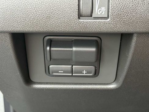 New 2026 GMC Canyon Elevation w/ Convenience Package RWD image 16