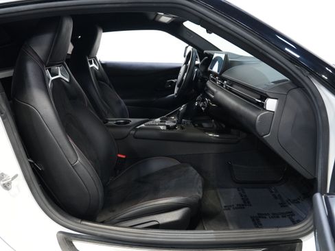 Used 2021 Toyota Supra w/ Safety & Technology Package RWD image 28