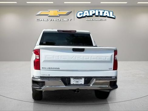 Used 2025 Chevrolet Silverado 1500 LT AWD/4WD image 5
