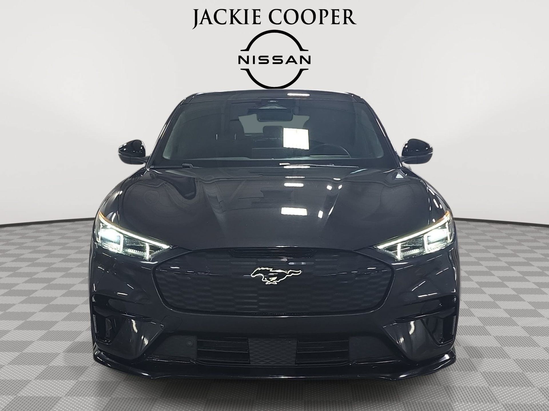 Used 2021 Ford Mustang Mach-E GT AWD/4WD image 2