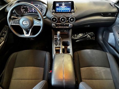 Used 2024 Nissan Sentra SV FWD image 17