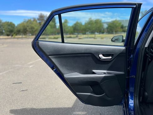Used 2019 Kia Rio S FWD image 12