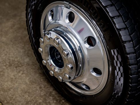 Used 2025 Ford F450 King Ranch w/ Chrome Package image 22