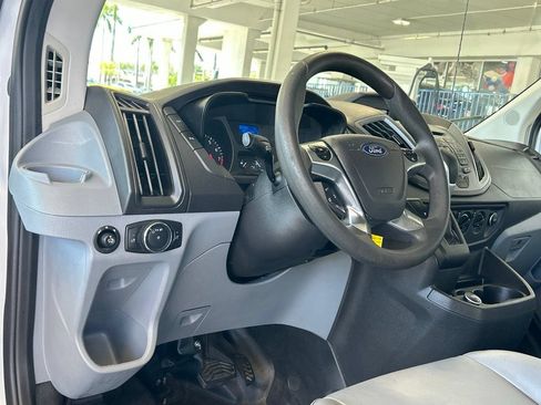 Used 2018 Ford Transit 150 130 Medium Roof RWD image 28