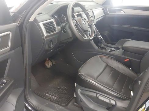 Used 2018 Volkswagen Atlas Launch Edition image 22