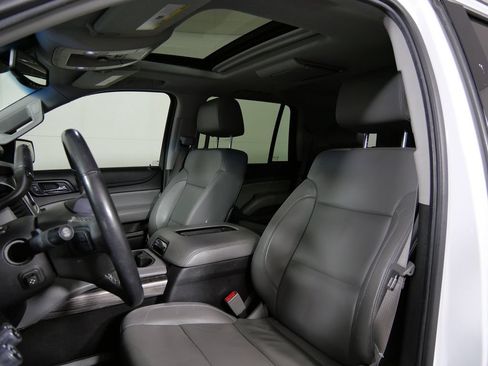Used 2015 Chevrolet Tahoe LT w/ Luxury Package AWD/4WD image 10