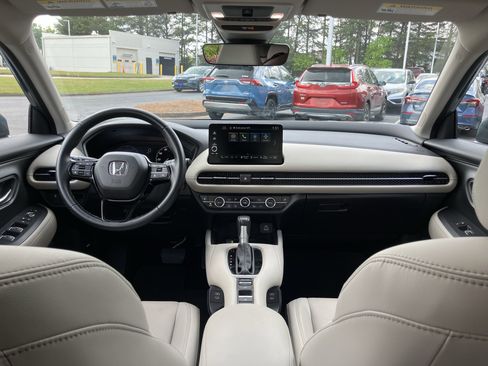 Used 2025 Honda HR-V EX-L image 32