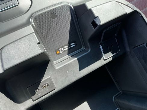 Certified 2024 GMC Sierra 2500 Denali Ultimate image 44