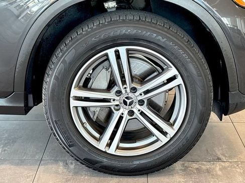 Used 2020 Mercedes-Benz GLC 300 image 38