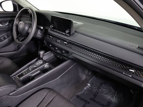 Used 2024 Honda Accord EX image 28