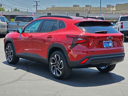 New 2026 Chevrolet Trax RS w/ Driver Confidence Package FWD image 4