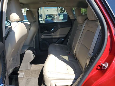 Used 2021 Lincoln Corsair Standard image 10