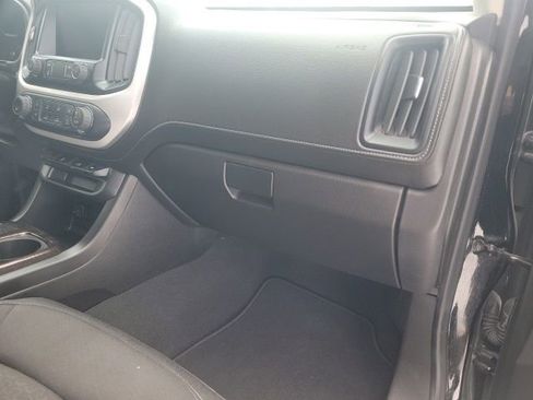 Used 2022 GMC Canyon Elevation image 17