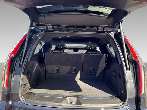 Used 2024 Cadillac Escalade ESV Premium Luxury Platinum image 20