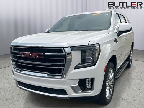 Used 2023 GMC Yukon SLT image 3
