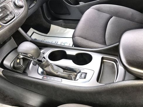 Certified 2024 Chevrolet Malibu LS image 20