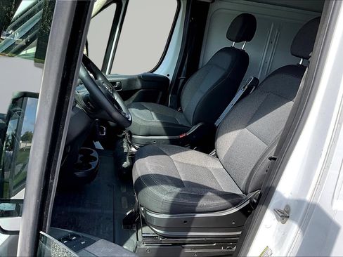 Used 2023 RAM ProMaster 2500 FWD image 17