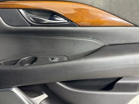 Used 2020 Cadillac Escalade Luxury image 26