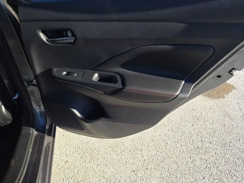 New 2025 Nissan Versa SR w/ Trunk Package image 11