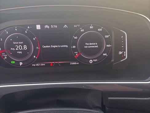 Used 2022 Volkswagen Tiguan SEL R-Line image 5