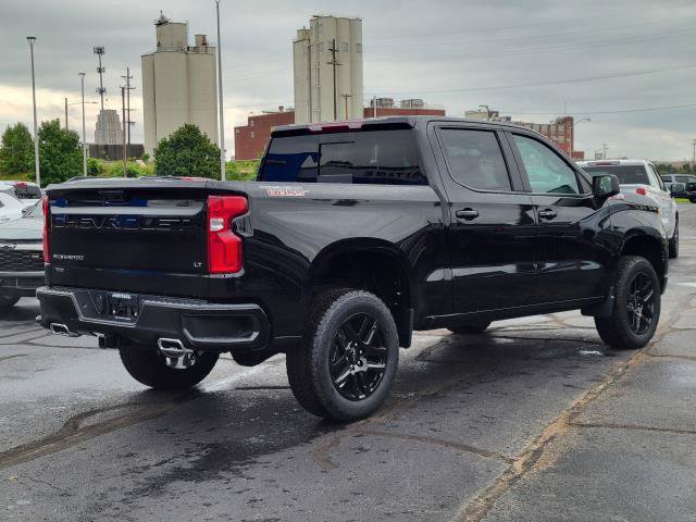 New 2026 Chevrolet Silverado 1500 LT Trail Boss w/ Convenience Package II AWD/4WD image 2