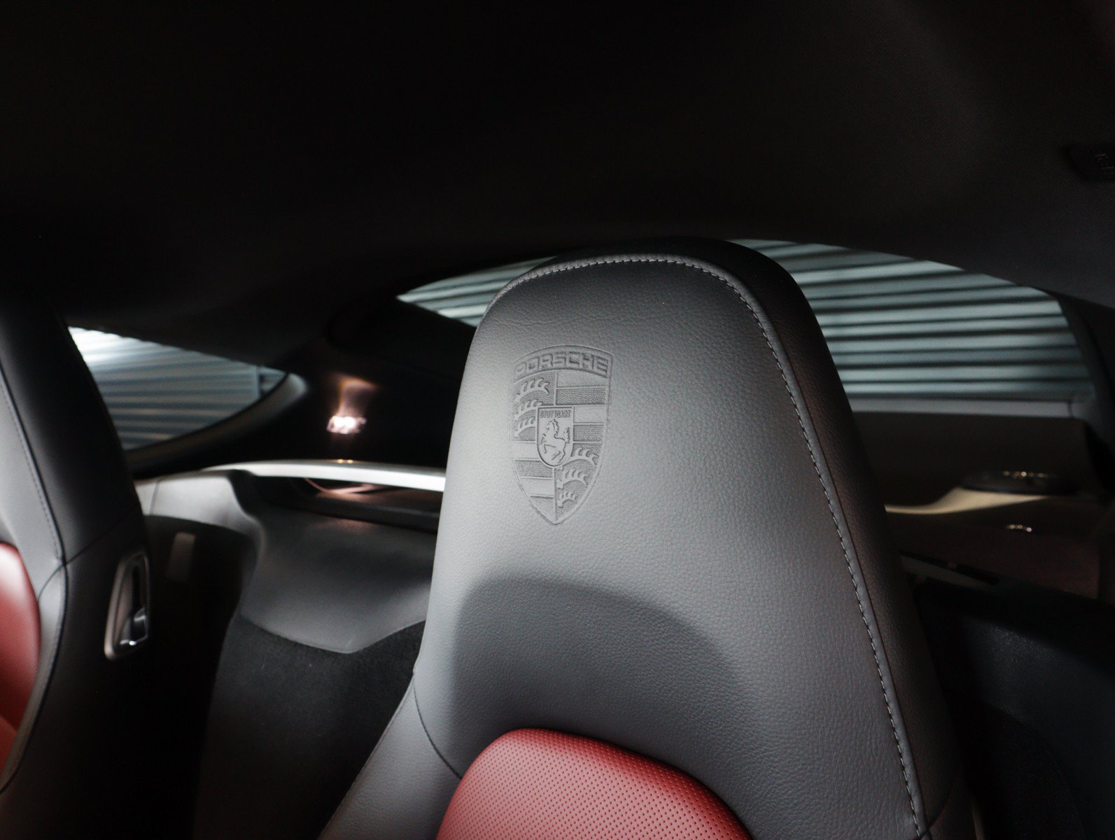 Certified 2024 Porsche 718 Cayman S RWD image 6