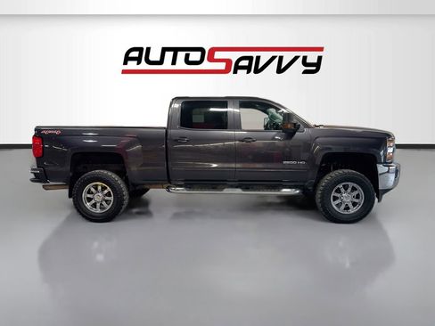 Used 2015 Chevrolet Silverado 2500 LT w/ LT Convenience Package AWD/4WD image 8