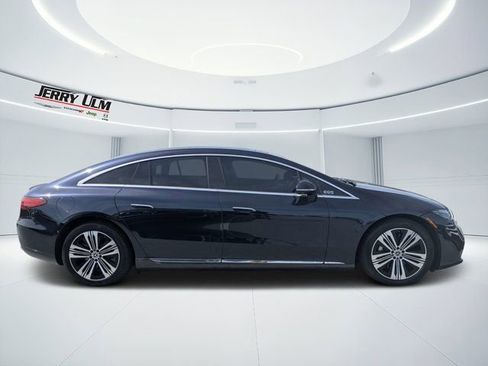 Used 2022 Mercedes-Benz EQS 450+ Sedan image 2