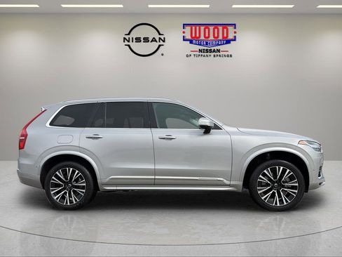 Used 2023 Volvo XC90 T8 Plus AWD/4WD image 2