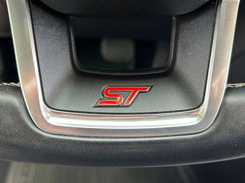 Used 2020 Ford Explorer ST w/ ST Street Pack AWD/4WD image 23
