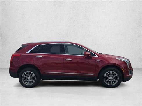Used 2019 Cadillac XT5 Luxury FWD image 4