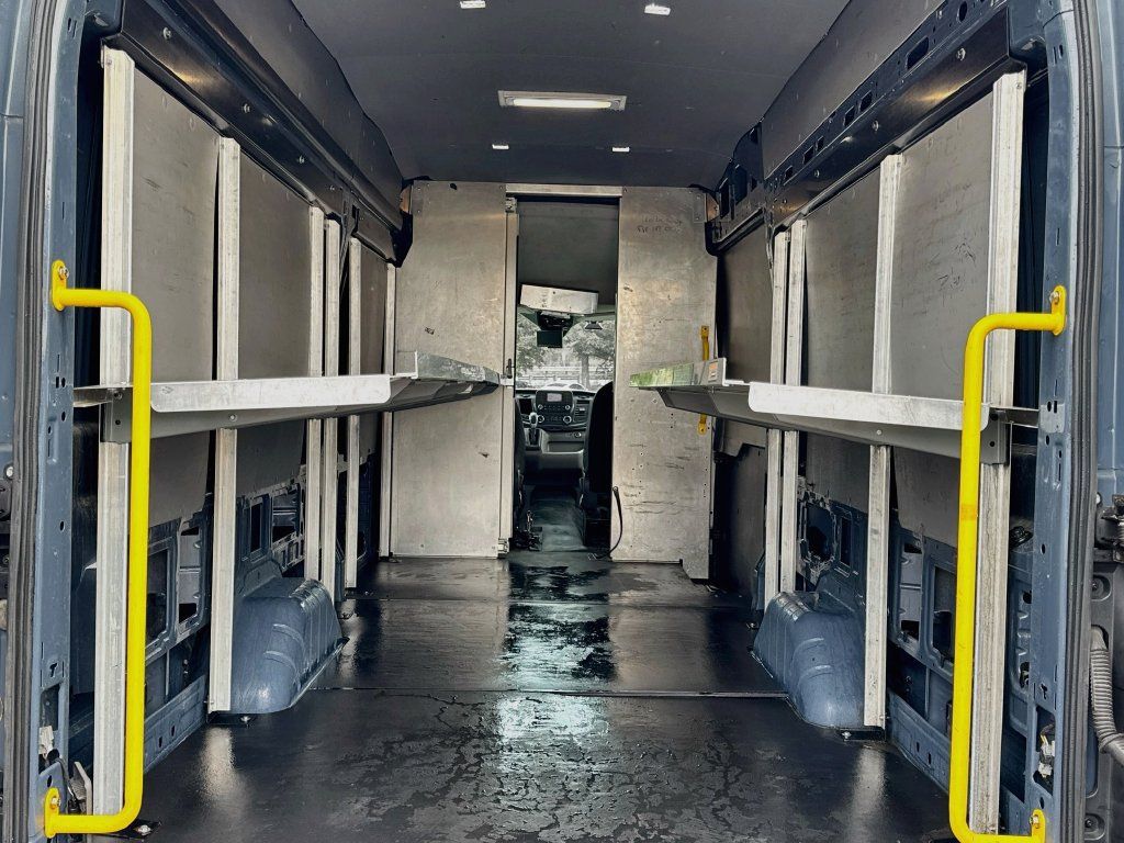 Used 2020 Ford Transit 250 148 High Roof Extended RWD image 9