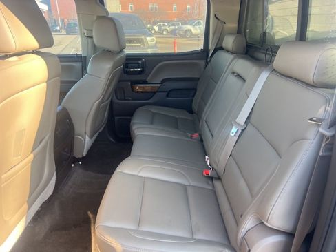 Used 2015 GMC Sierra 1500 SLT w/ SLT Crew Cab Value Package image 16